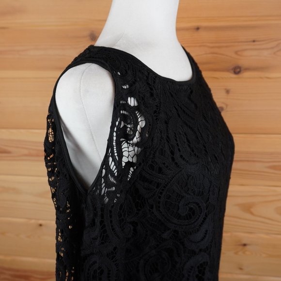 Adrianna Papell Black Lace Open Shoulder Lined Top Size Medium - Picture 4 of 8